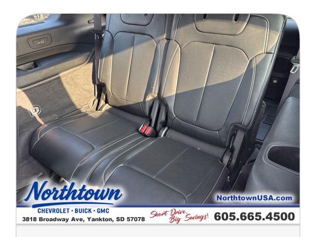 used 2021 Jeep Grand Cherokee L car, priced at $27,990