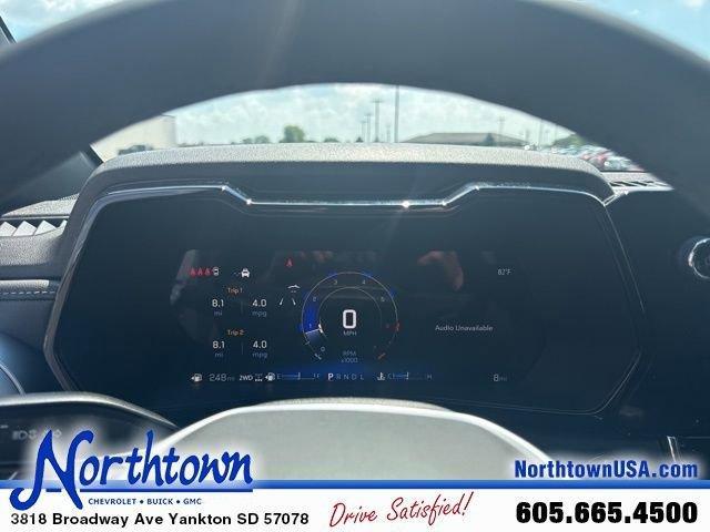 new 2025 Chevrolet Colorado car, priced at $45,200