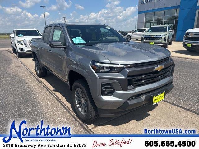 new 2025 Chevrolet Colorado car, priced at $45,200