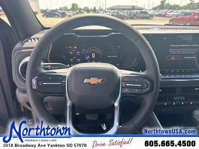 new 2025 Chevrolet Colorado car, priced at $45,200
