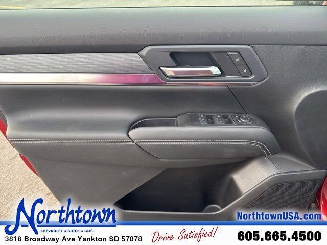 new 2025 GMC Terrain car, priced at $34,040