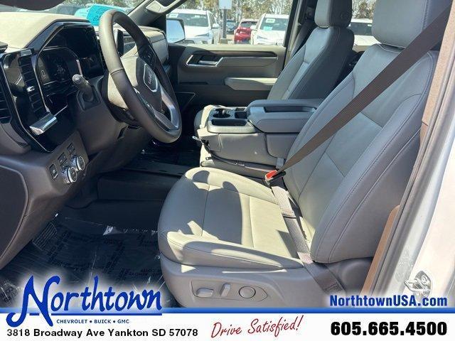new 2025 GMC Sierra 1500 car, priced at $54,640