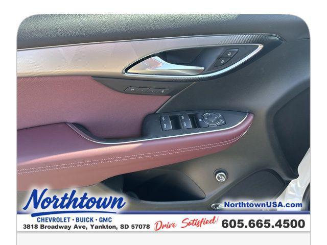 new 2025 Buick Envision car, priced at $37,940