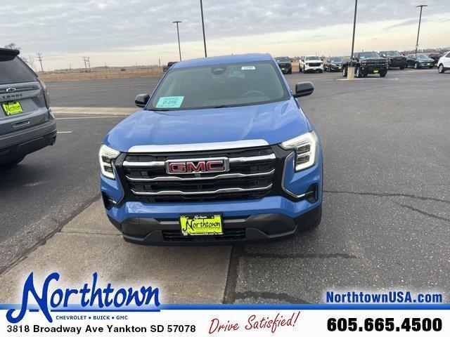 new 2025 GMC Terrain car, priced at $29,640