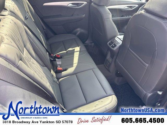 new 2025 Buick Envision car, priced at $45,290