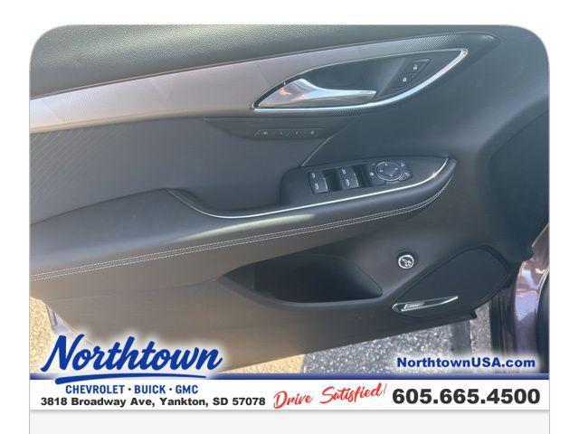 new 2025 Buick Envision car, priced at $39,930