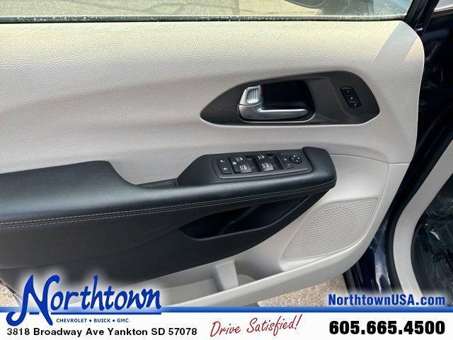 used 2019 Chrysler Pacifica car, priced at $18,990