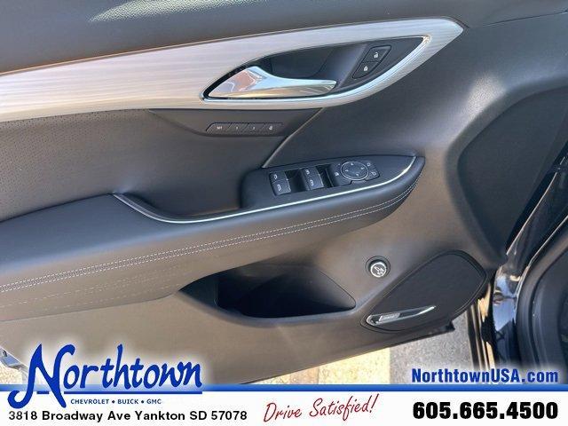 new 2025 Buick Envision car, priced at $45,095