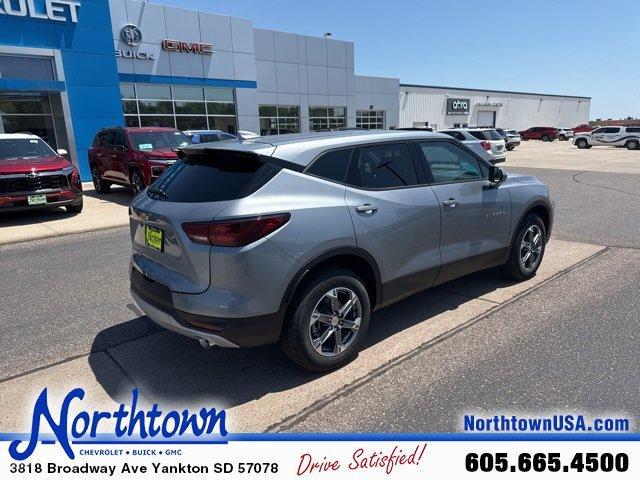 new 2025 Chevrolet Blazer car, priced at $35,670