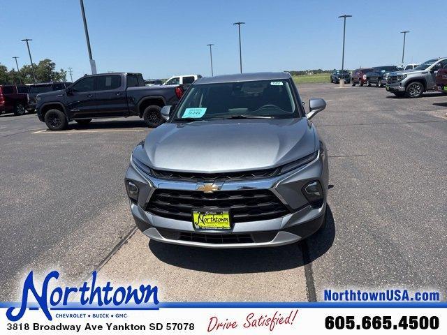 new 2025 Chevrolet Blazer car, priced at $35,670