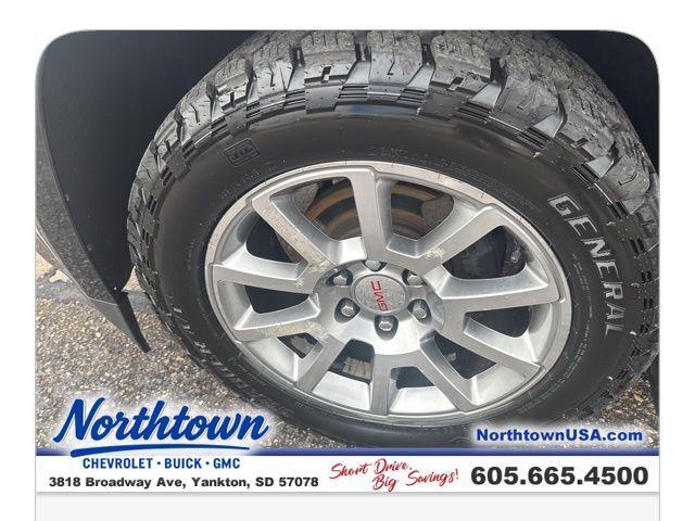 used 2015 GMC Yukon XL car, priced at $10,987