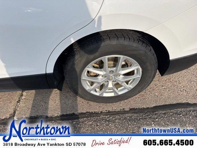 used 2022 Chevrolet Equinox car, priced at $22,990