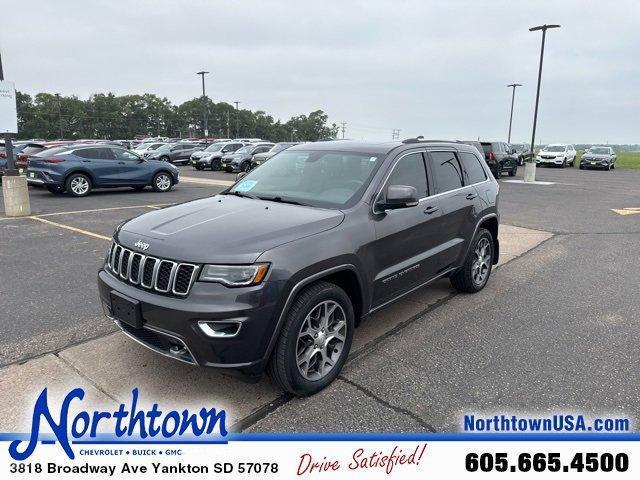 used 2018 Jeep Grand Cherokee car, priced at $15,987