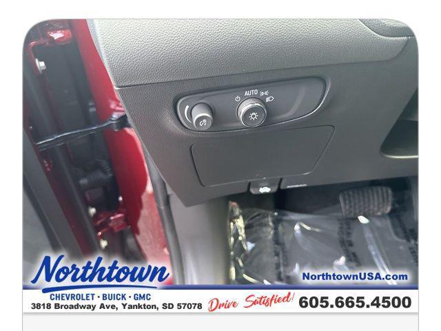 new 2025 Buick Encore GX car, priced at $29,085