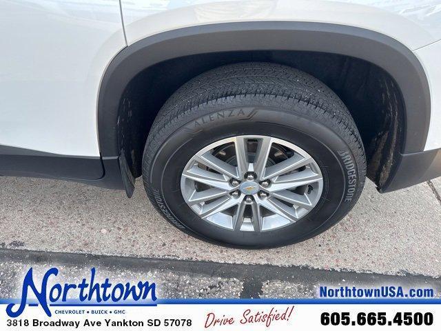 used 2022 Chevrolet Traverse car, priced at $32,490