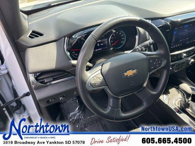 used 2022 Chevrolet Traverse car, priced at $32,490