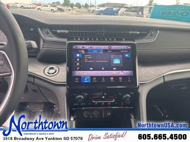 used 2024 Jeep Grand Cherokee L car, priced at $39,990