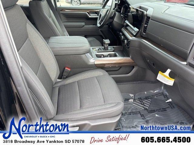 new 2025 Chevrolet Silverado 1500 car, priced at $50,975