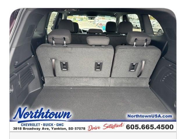 new 2026 GMC Acadia car, priced at $45,090