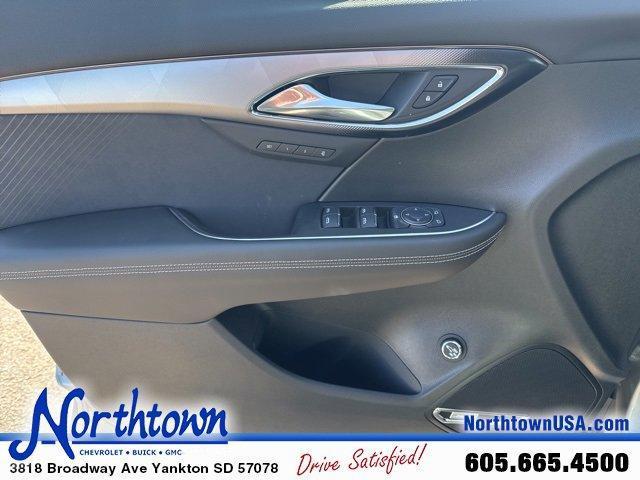 new 2025 Buick Envision car, priced at $39,740