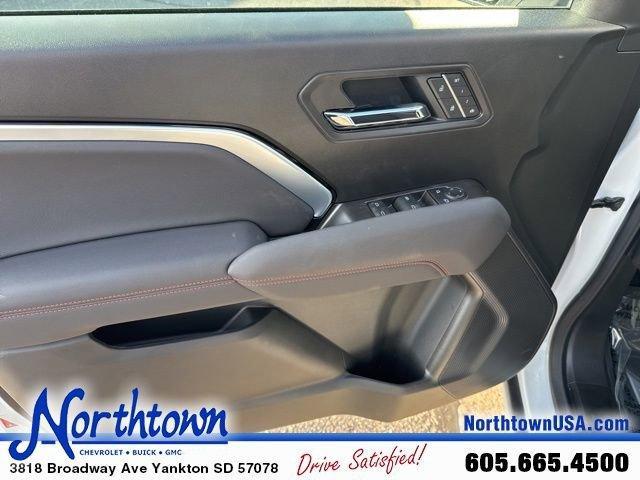 new 2025 Chevrolet Colorado car, priced at $49,540