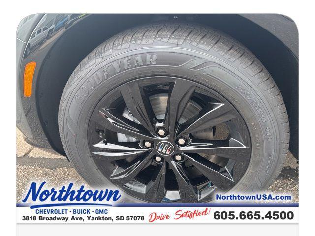 new 2025 Buick Envista car, priced at $27,275