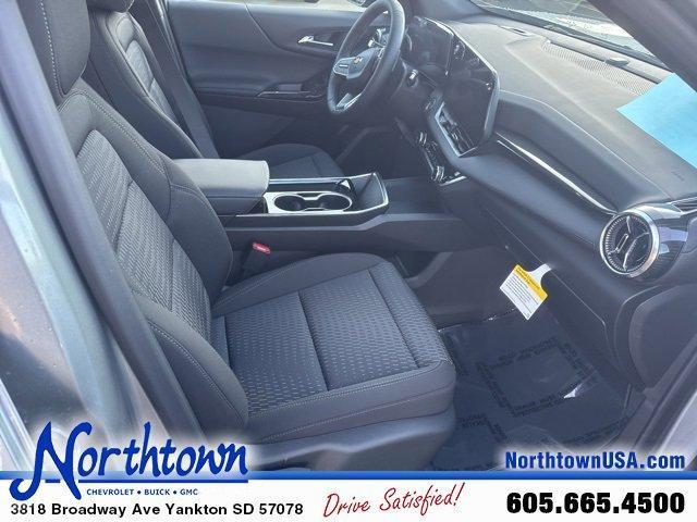 new 2025 Chevrolet Equinox car, priced at $28,995