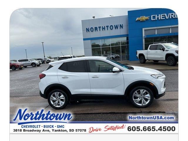 new 2025 Buick Encore GX car, priced at $29,295