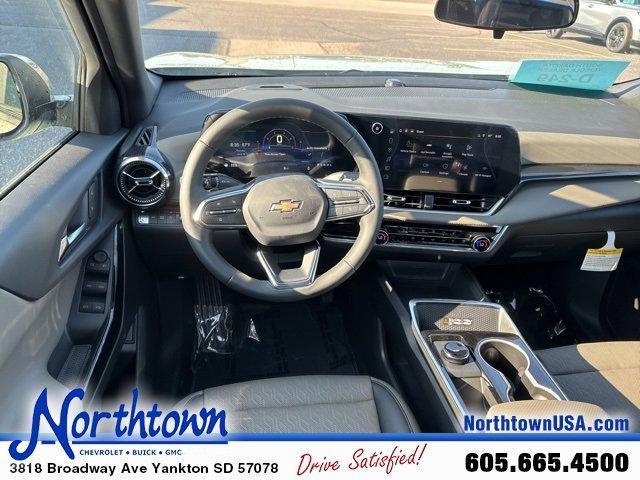 new 2026 Chevrolet Equinox car, priced at $34,045