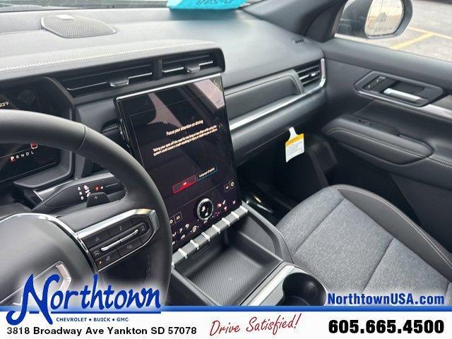 new 2025 GMC Terrain car, priced at $30,640