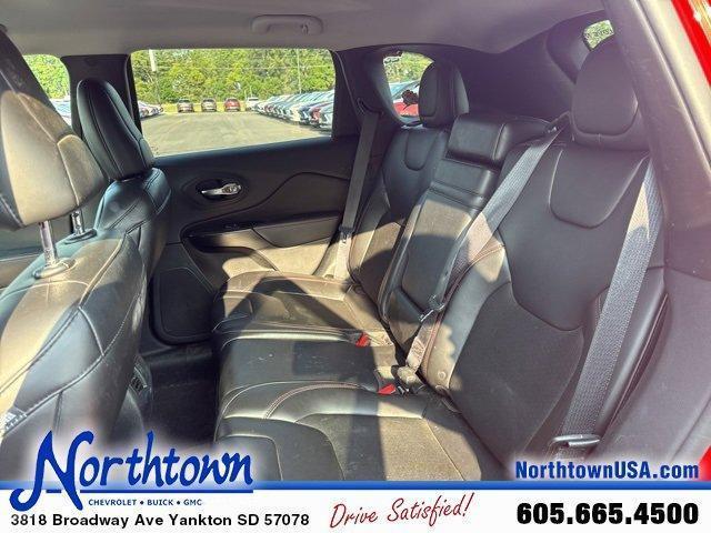 used 2019 Jeep Cherokee car, priced at $19,990