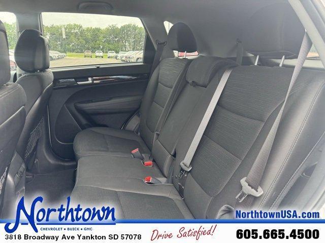 used 2014 Kia Sorento car, priced at $9,987
