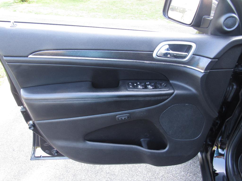 used 2018 Jeep Grand Cherokee car, priced at $15,950