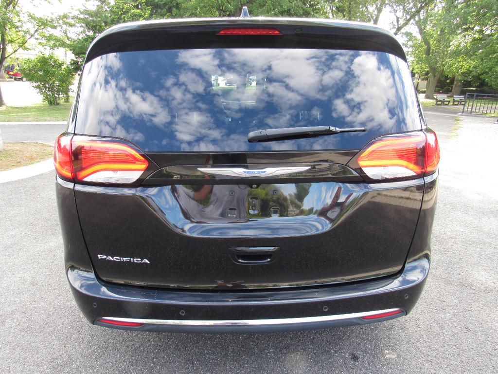 used 2018 Chrysler Pacifica car, priced at $9,950