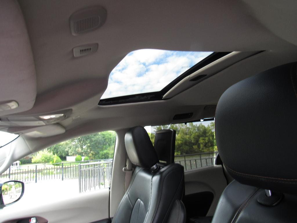 used 2018 Chrysler Pacifica car, priced at $9,950