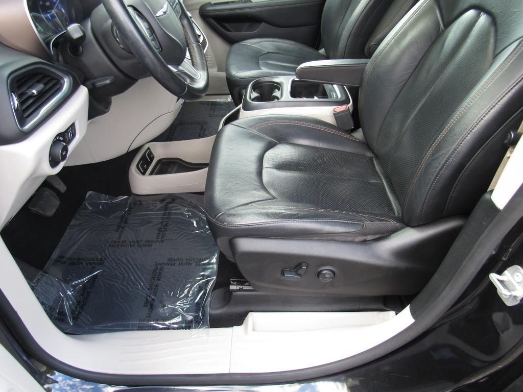 used 2018 Chrysler Pacifica car, priced at $9,950