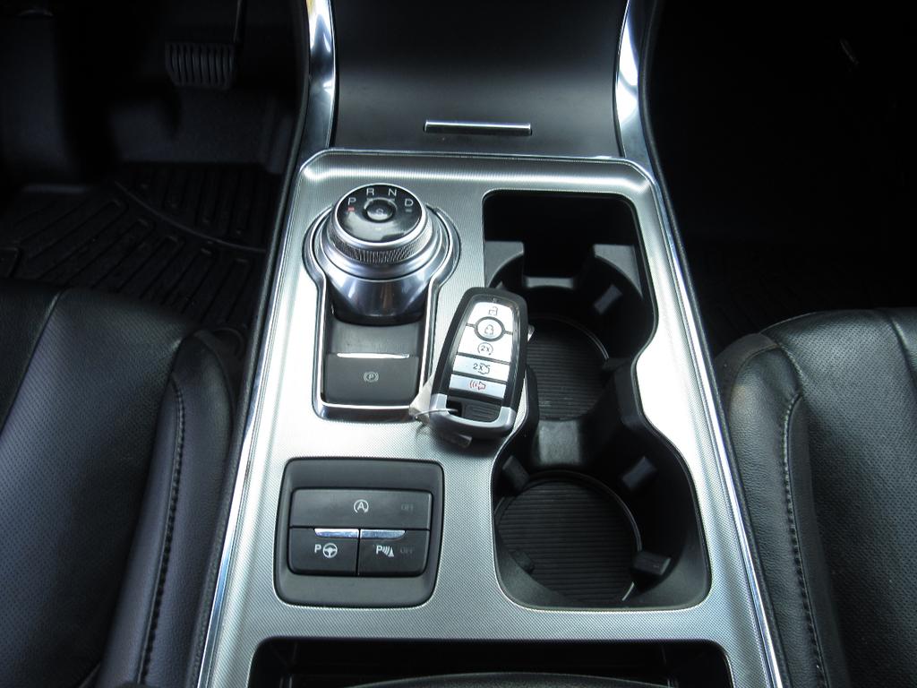 used 2019 Ford Edge car, priced at $11,999