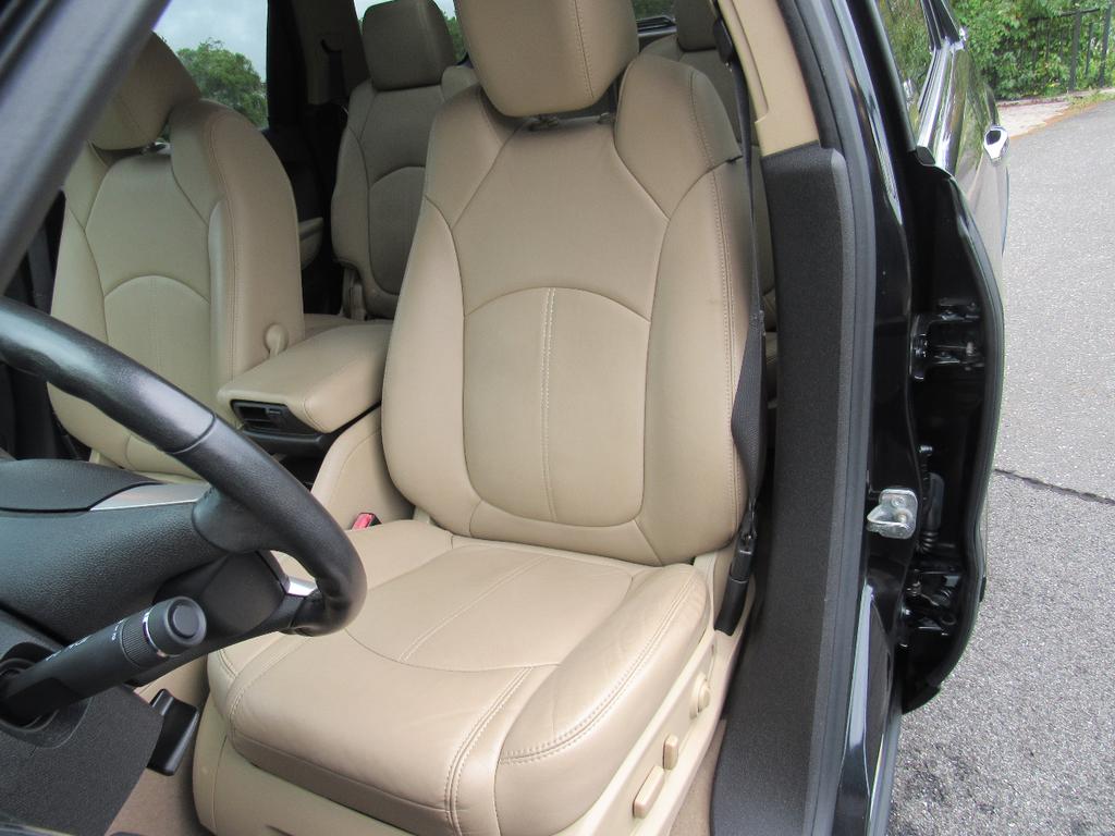 used 2012 GMC Acadia car, priced at $9,950