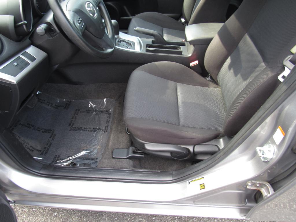 used 2010 Mazda Mazda3 car, priced at $4,950