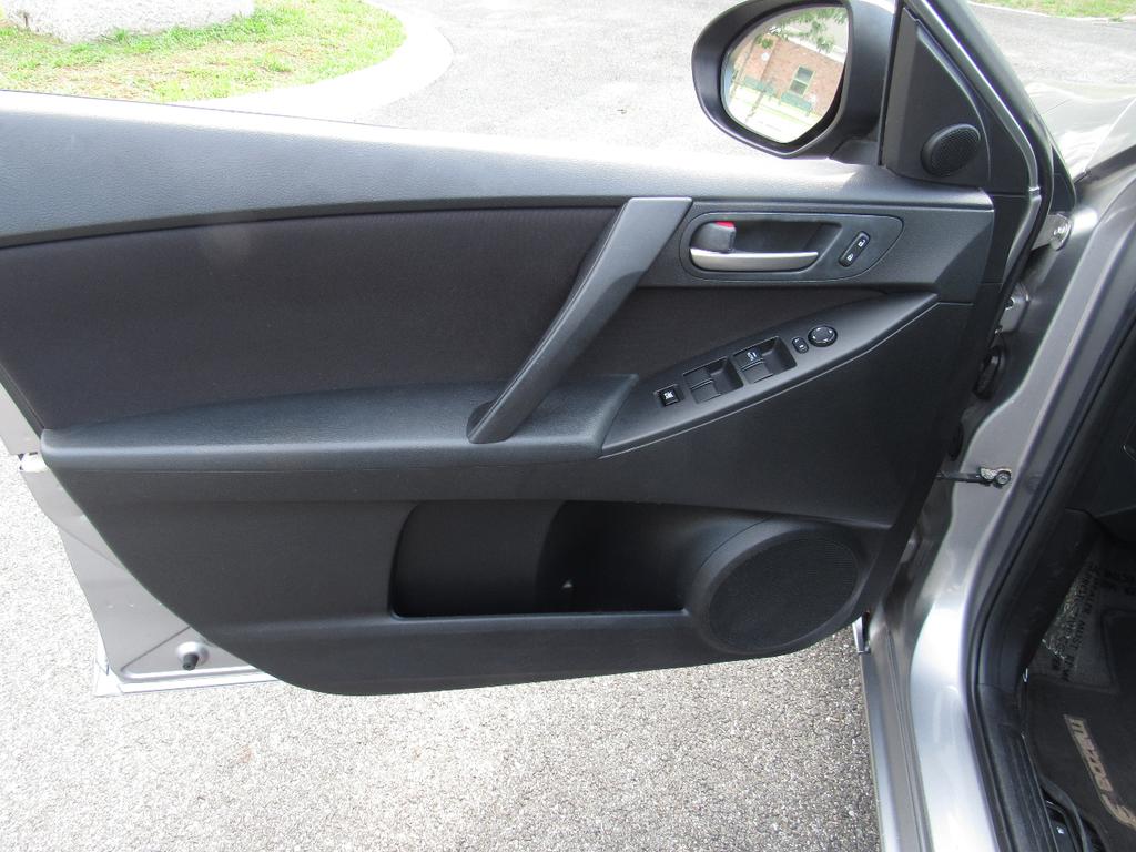 used 2010 Mazda Mazda3 car, priced at $4,950
