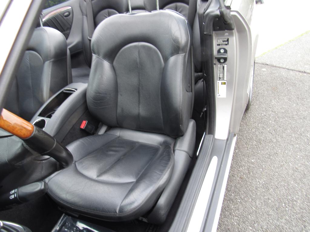 used 2007 Mercedes-Benz CLK-Class car, priced at $7,999