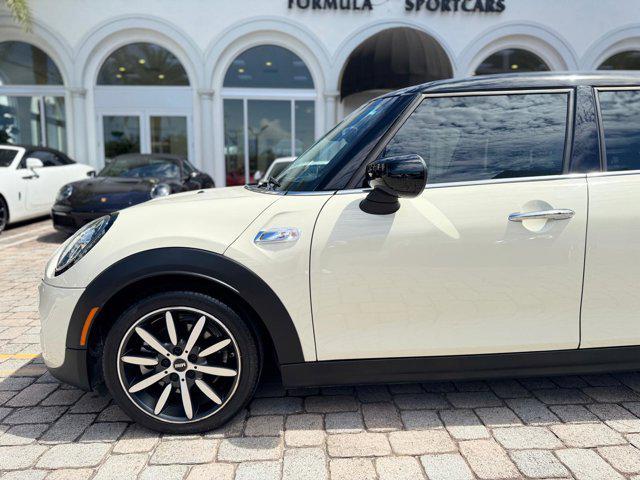 used 2021 MINI Hardtop car, priced at $22,800
