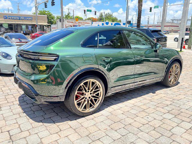 used 2025 Porsche Macan car