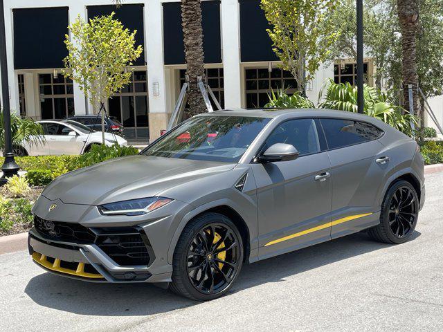 used 2022 Lamborghini Urus car, priced at $239,800