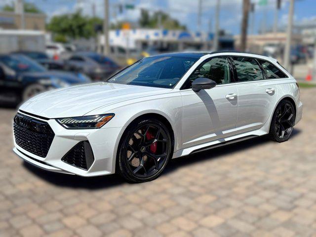 used 2024 Audi RS 6 Avant car