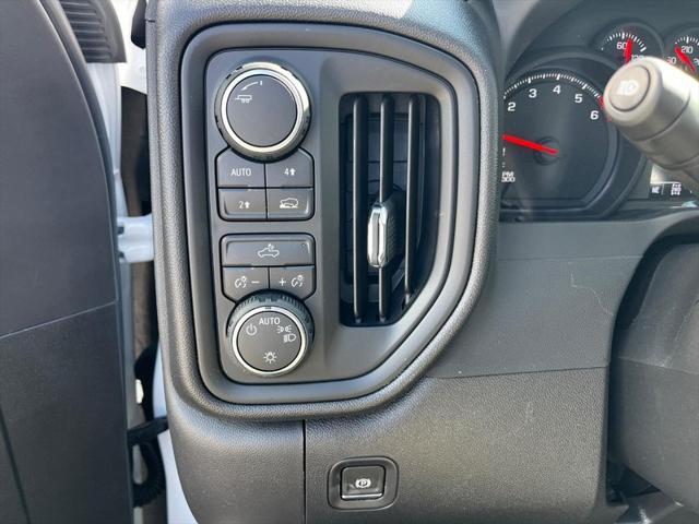 new 2025 Chevrolet Silverado 1500 car, priced at $32,185