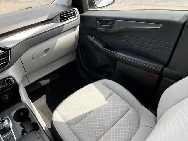 used 2025 Ford Escape car, priced at $27,990
