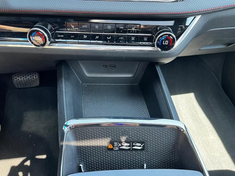 used 2025 Chevrolet Equinox car, priced at $35,790