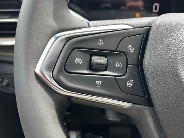 new 2025 Chevrolet TrailBlazer car, priced at $30,180