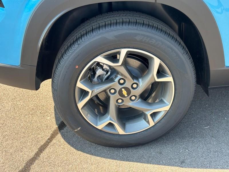 new 2026 Chevrolet Trax car, priced at $25,330